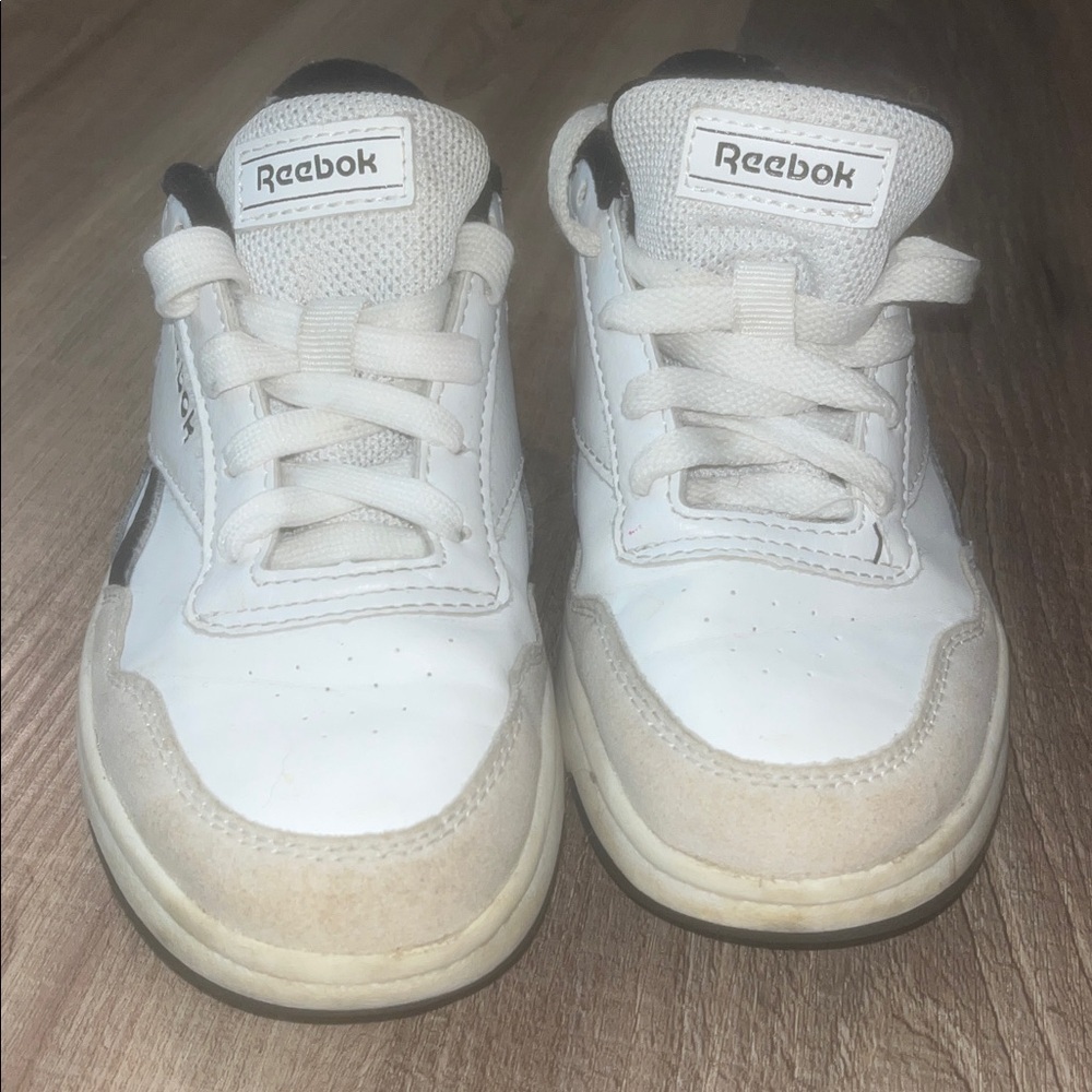 Reebok Boys Leather Sneakers 13.5 - Picture 3 of 4